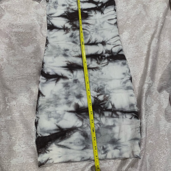 Kardashians Bebe Dress - Picture 5 of 7